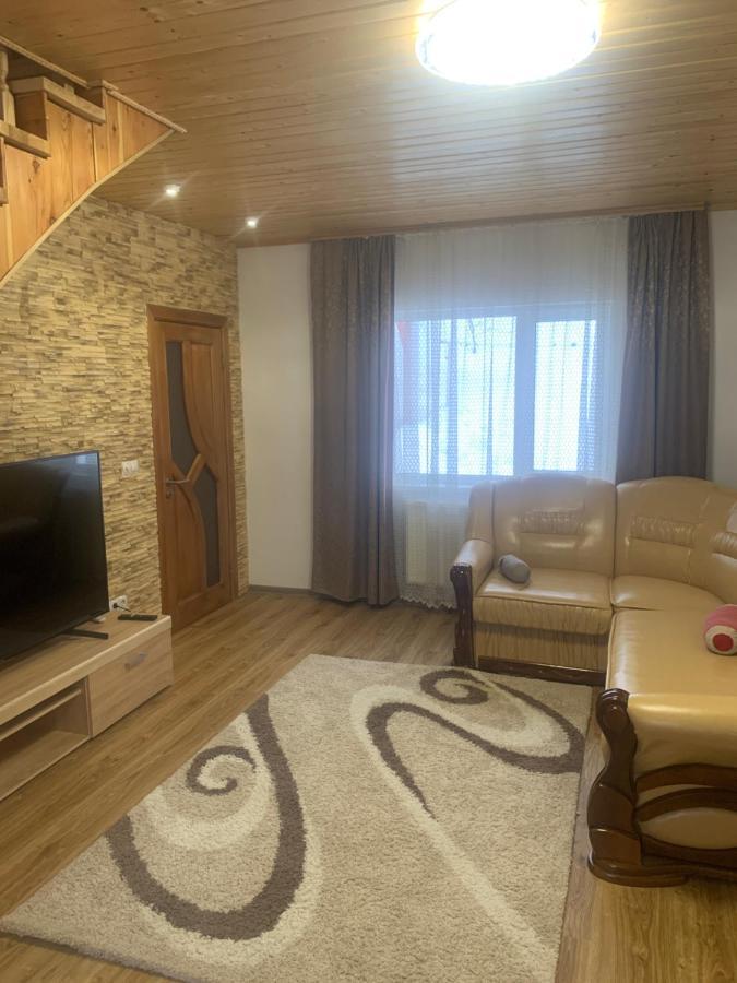 Cottage house ポドボホツ エクステリア 写真