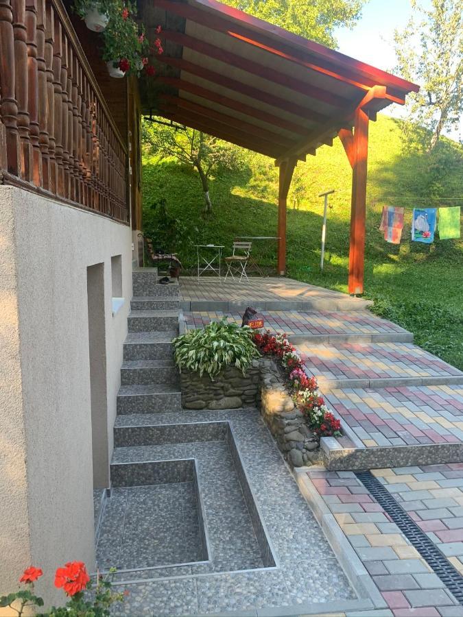 Cottage house ポドボホツ エクステリア 写真